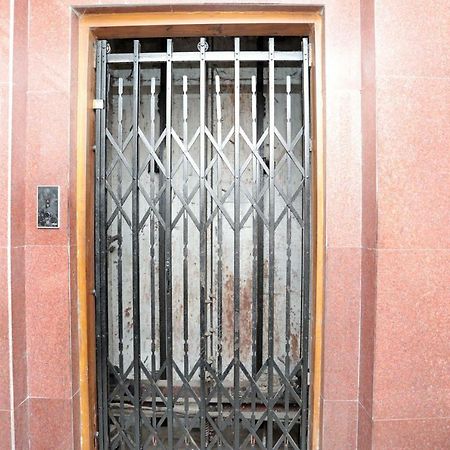 Oyo 26143 Hotel Abedin Kalkutta Kültér fotó