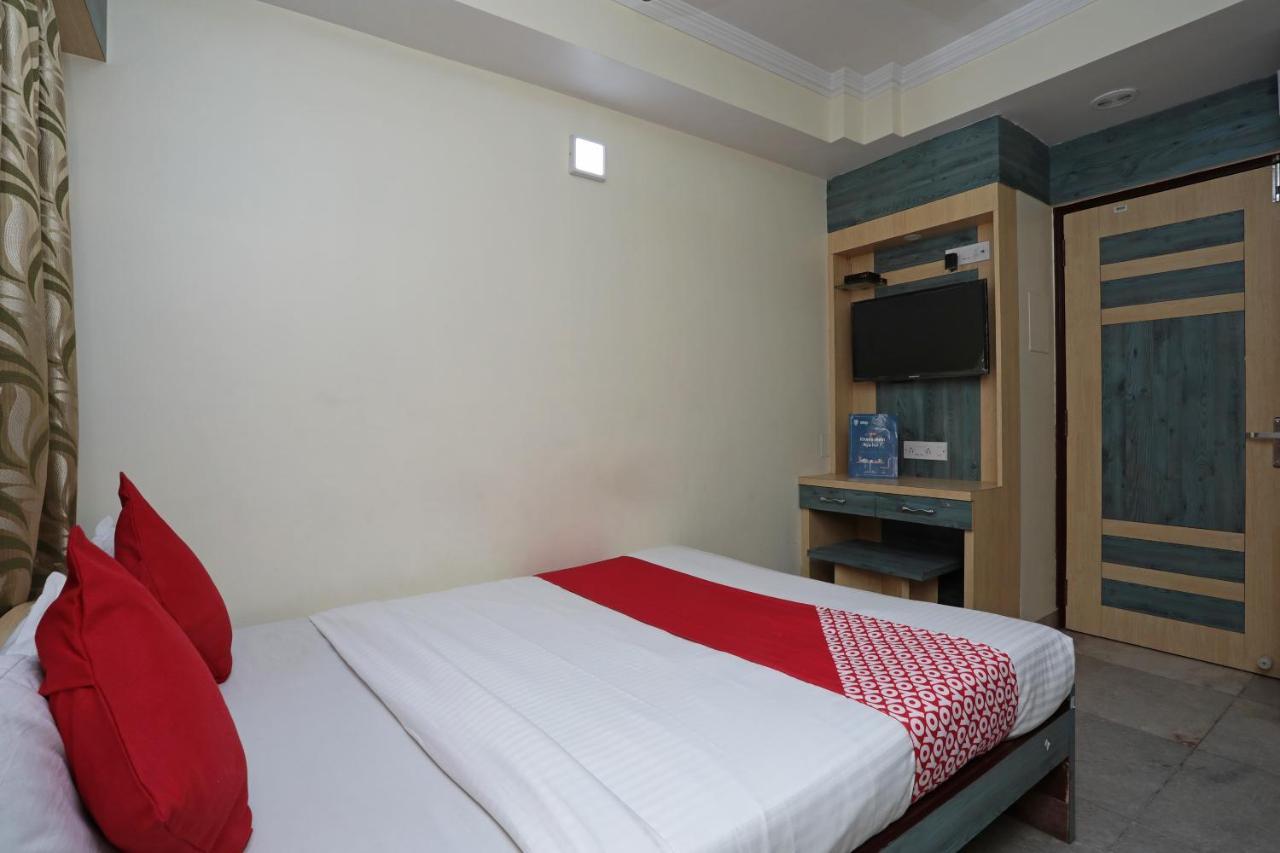Oyo 26143 Hotel Abedin Kalkutta Kültér fotó